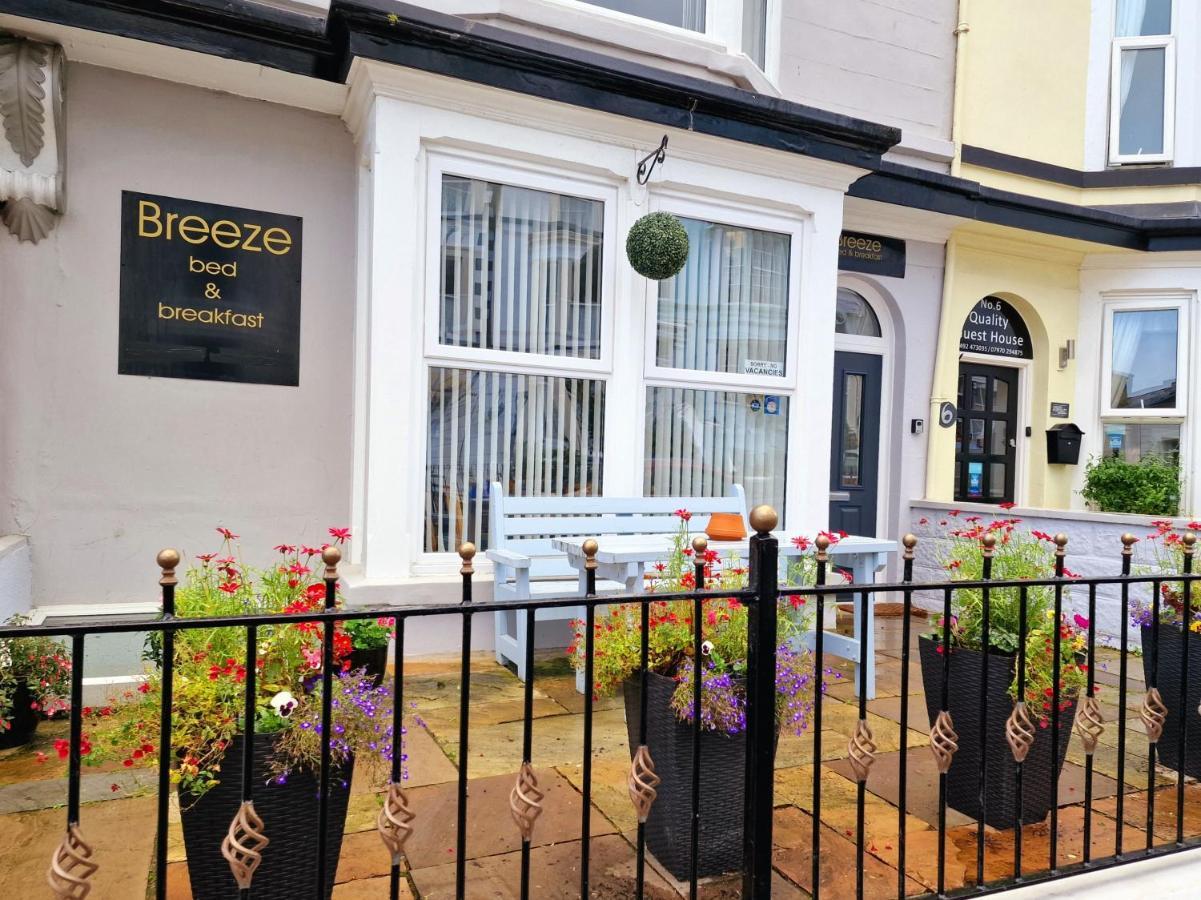 Breeze B&B ランディドノー エクステリア 写真